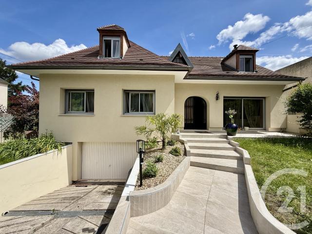 Maison 8 pièces 167 m²