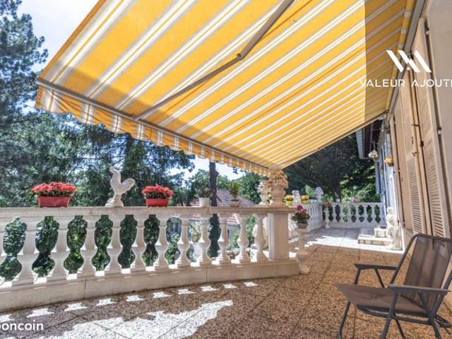 Maison 8 pièces 167 m²