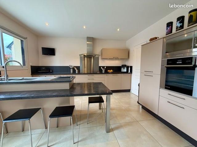 Maison 8 pièces 167 m²