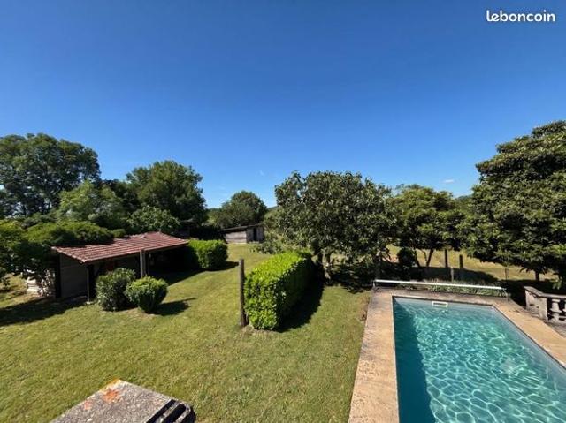 Maison 8 pièces 168 m²