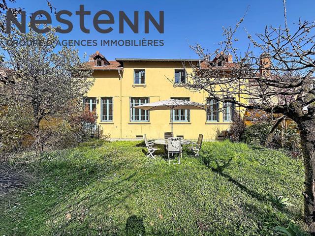 Maison 8 pièces 185 m²