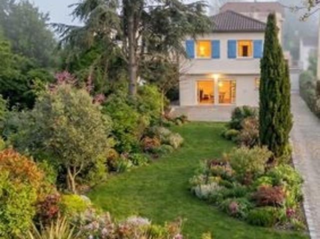 Maison 8 pièces 168 m²