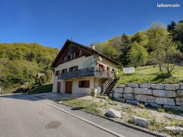 Maison 8 pièces 168 m²