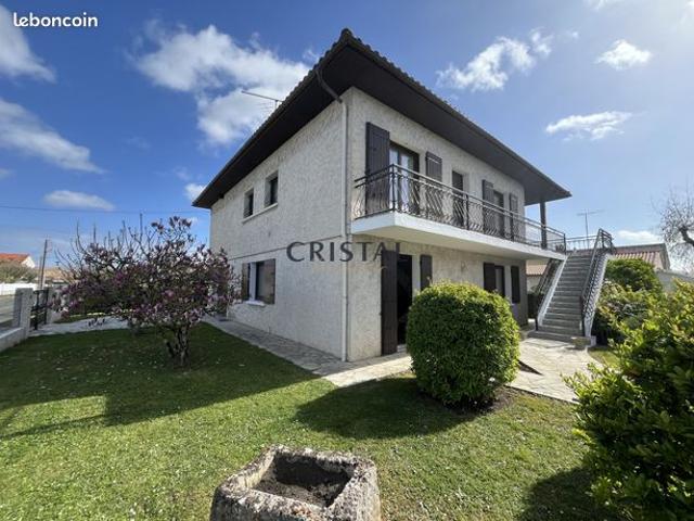 Maison 8 pièces 168 m²