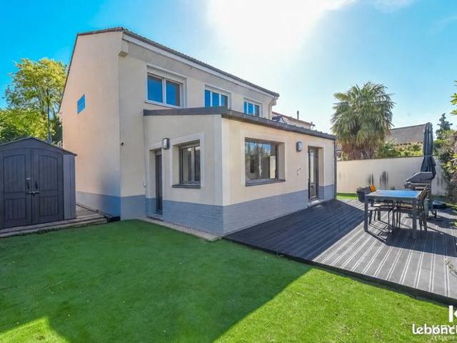 Maison 8 pièces 168 m²