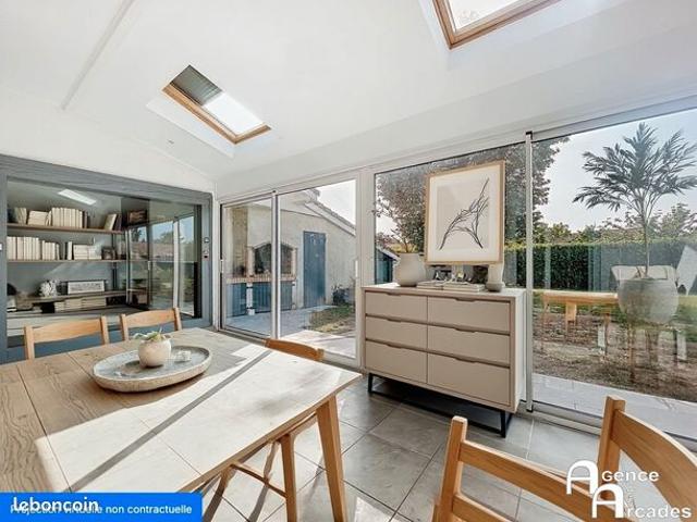 Maison 8 pièces 168 m²
