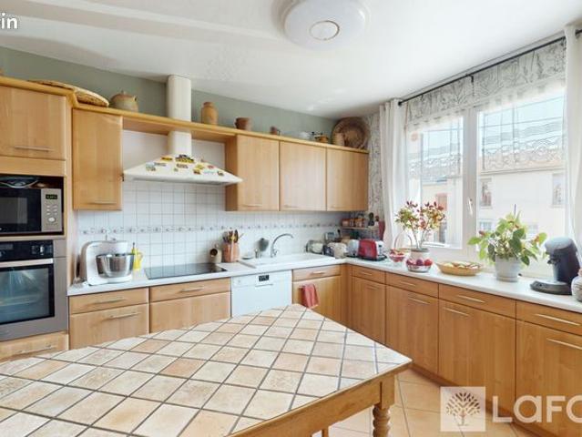 Maison 8 pièces 168 m²