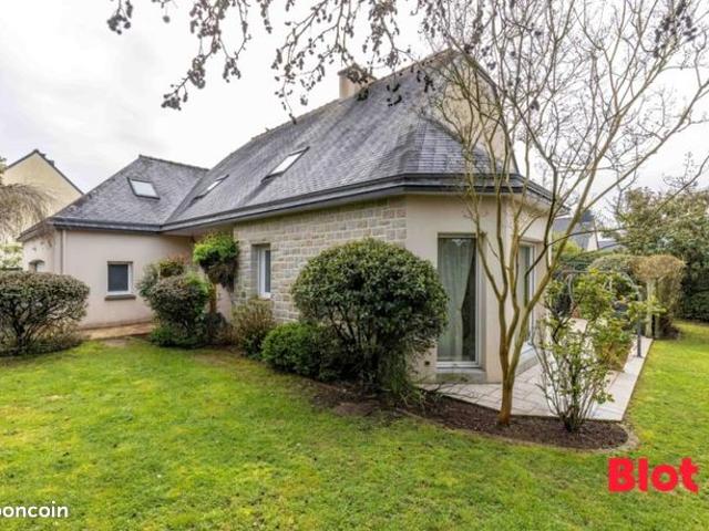 Maison 8 pièces 169 m²