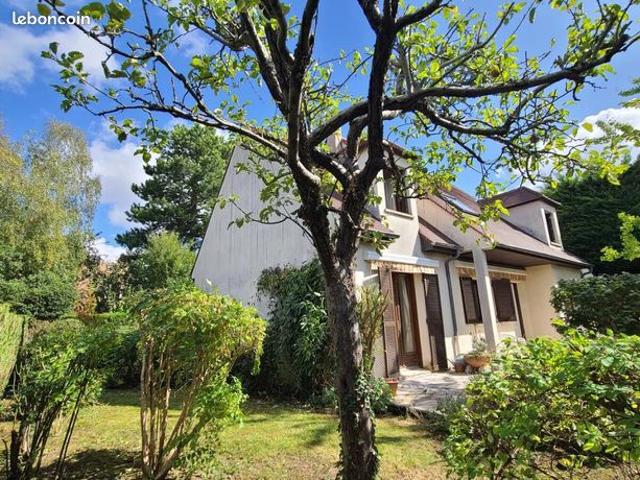 Maison 8 pièces 169 m²