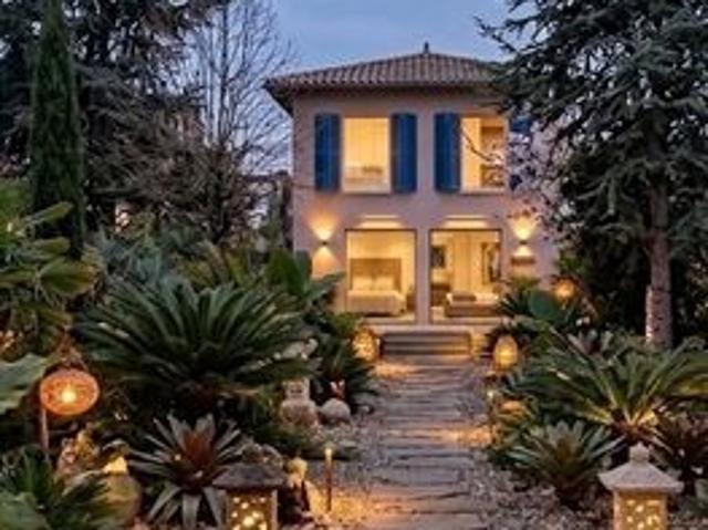 Maison 8 pièces 169 m²