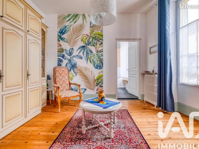 Maison 8 pièces 169 m²