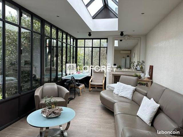 Maison 8 pièces 160 m²