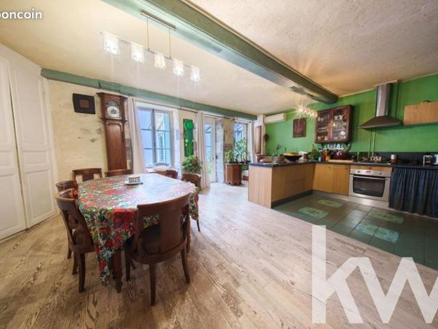 Maison 8 pièces 160 m²