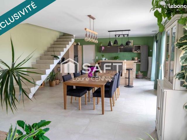 Maison 8 pièces 160 m²