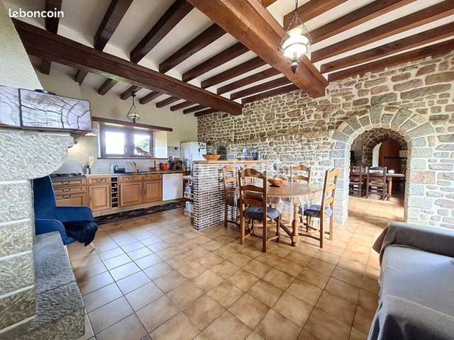 Maison 8 pièces 160 m²