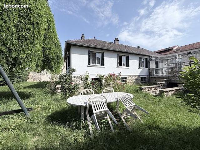 Maison 8 pièces 160 m²