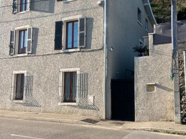 Maison 8 pièces 160 m²