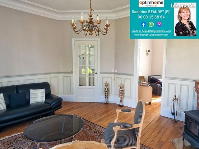 Maison 8 pièces 160 m²