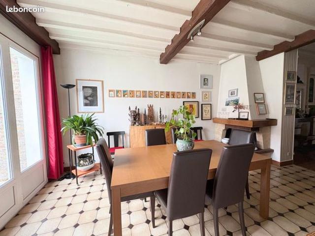 Maison 8 pièces 160 m²