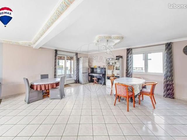 Maison 8 pièces 160 m²