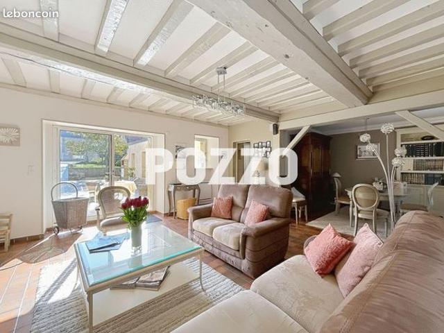 Maison 8 pièces 160 m²