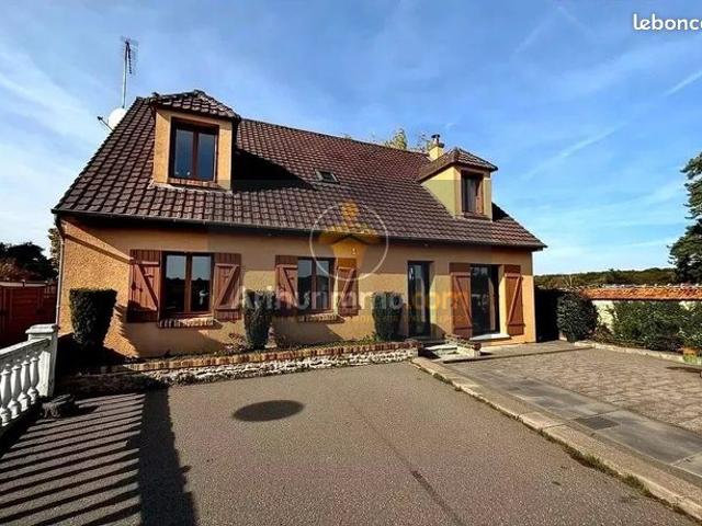 Maison 8 pièces 160 m²
