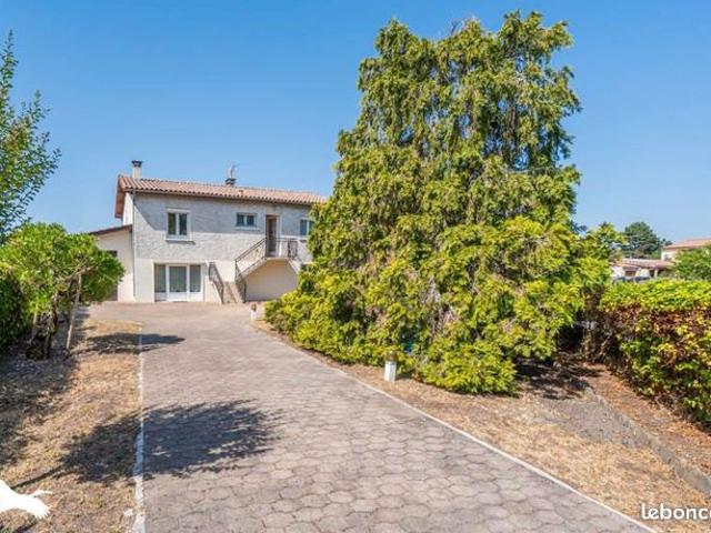 Maison 8 pièces 160 m²
