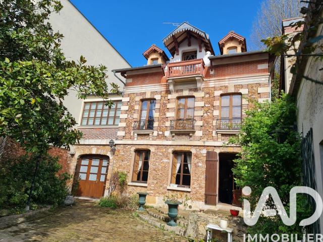 Maison 8 pièces 160 m²