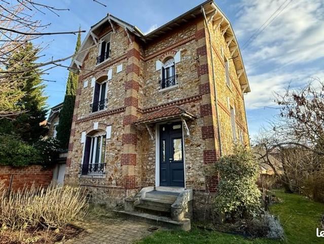 Maison 8 pièces 160 m²