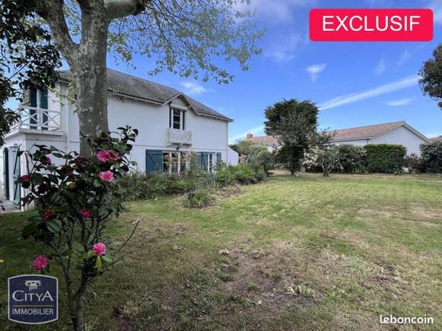 Maison 8 pièces 160 m²
