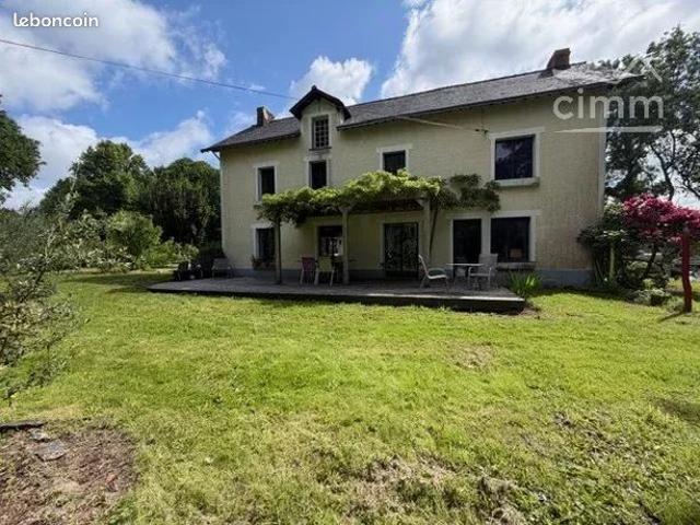 Maison 8 pièces 160 m²