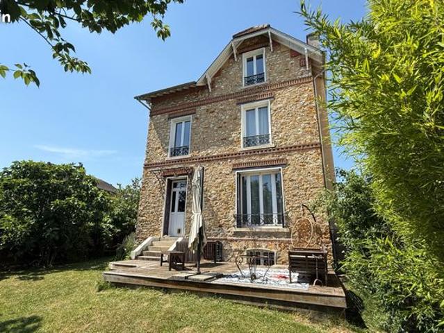 Maison 8 pièces 160 m²