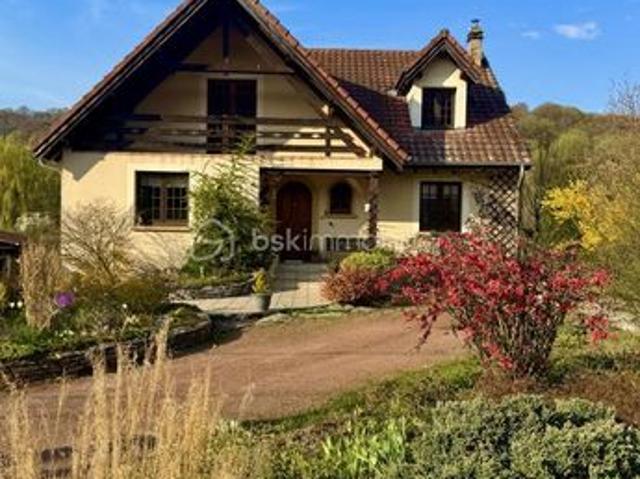 Maison 8 pièces 183 m²