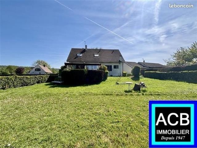 Maison 8 pièces 160 m²