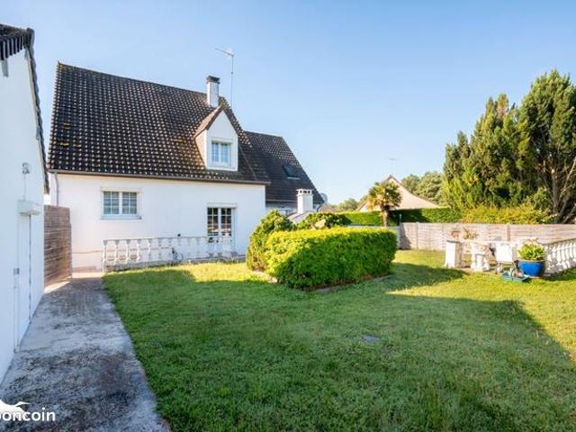 Maison 8 pièces 160 m²