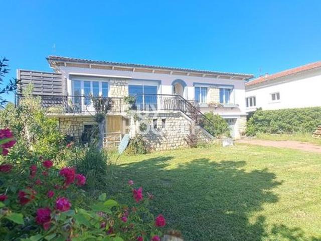Maison 8 pièces 160 m²
