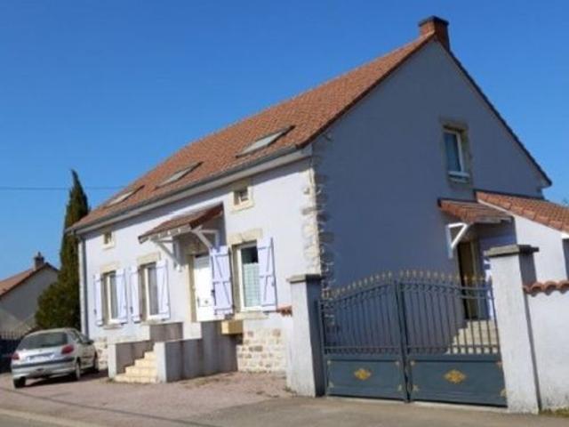 Maison 8 pièces 160 m²