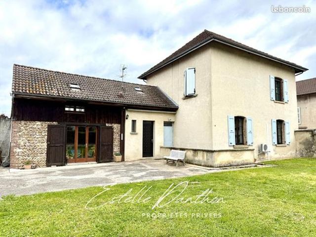 Maison 8 pièces 160 m²