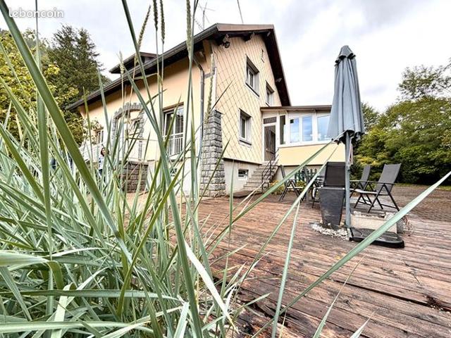 Maison 8 pièces 160 m²
