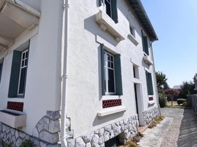 Maison 8 pièces 160 m²