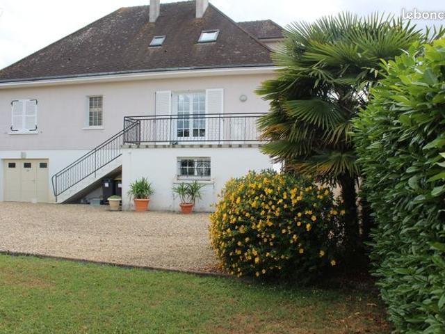 Maison 8 pièces 160 m²