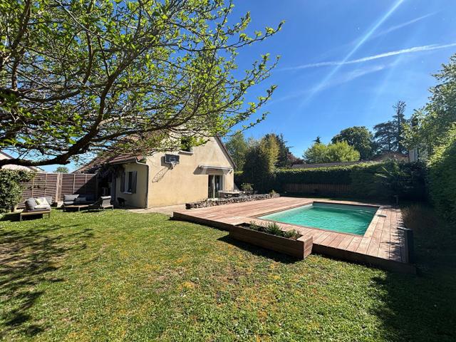 Maison 8 pièces 160 m²