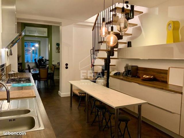 Maison 8 pièces 160 m²
