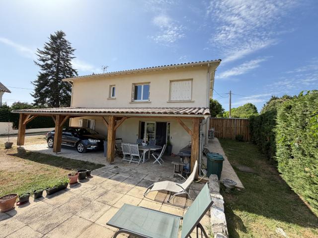 Maison 8 pièces 160 m²