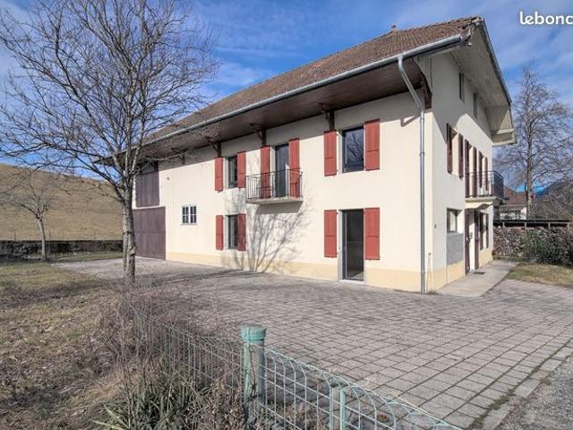 Maison 8 pièces 160 m²