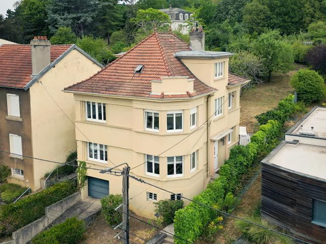 Maison 8 pièces 161 m²