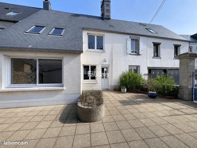 Maison 8 pièces 161 m²