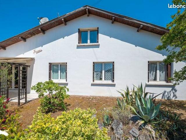 Maison 8 pièces 161 m²