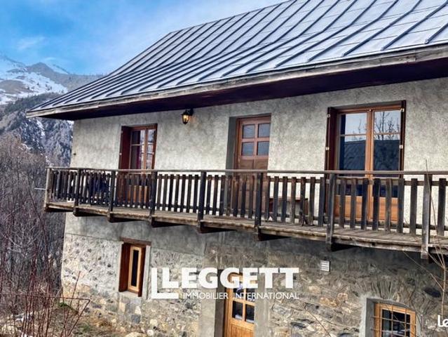 Maison 8 pièces 161 m²
