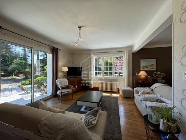 Maison 8 pièces 161 m²